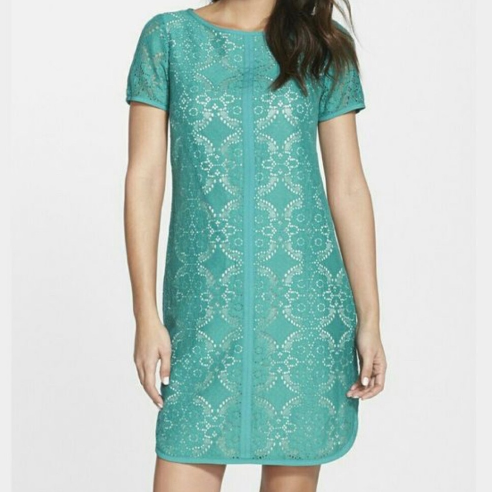 Adrianna Papell Medallion Lace Shift Dress
